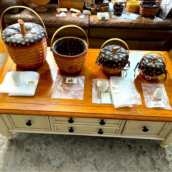 LONGABERGER (LID ONLY) HALLOWEEN 1997 Large Pumpkin (Hostess)!!!
*Basket NOT inc - Picture 2 of 7